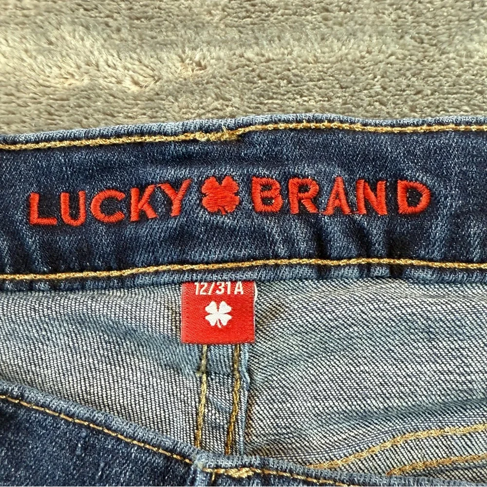 Lucky Brand Women's Jeans Size 12/31‎ Straight Leg High Rise Dark Wash